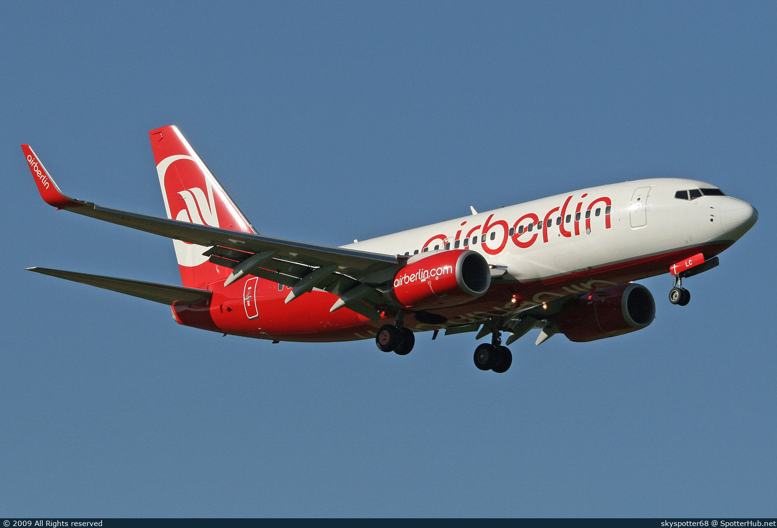 Photo of D-ABLC - Boeing 737-76J operated by Air Berlin