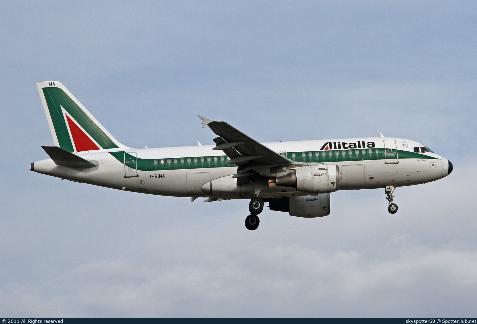 Photo of I-BIMA - Airbus A319-112 operated by Alitalia