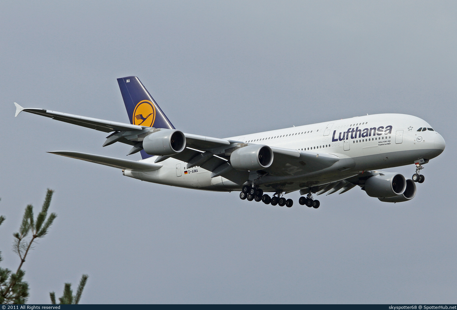 Photo of D-AIMA - Airbus A380-841 operated by Lufthansa