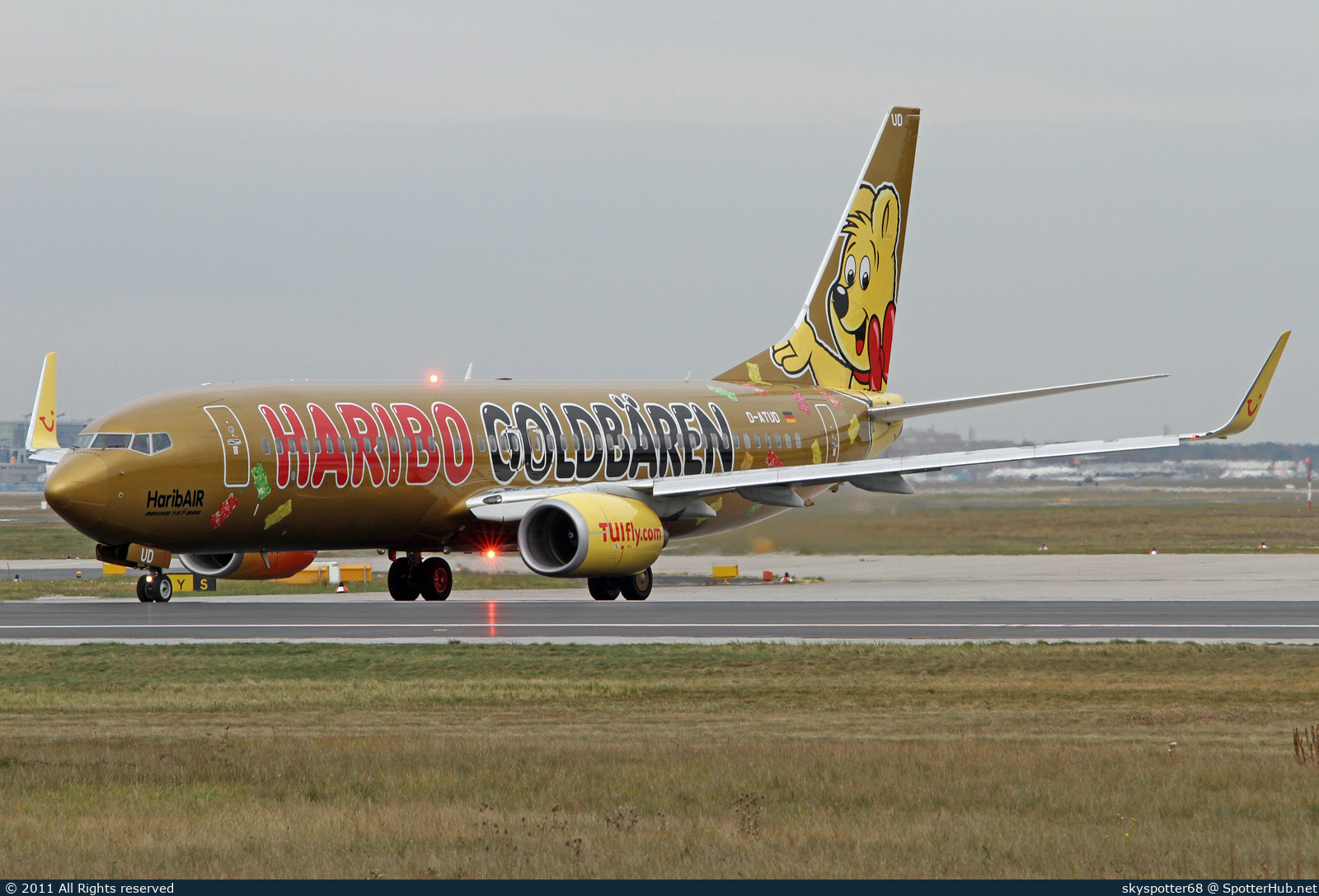 Photo of D-ATUD - Boeing 737-8K5 operated by TUIfly