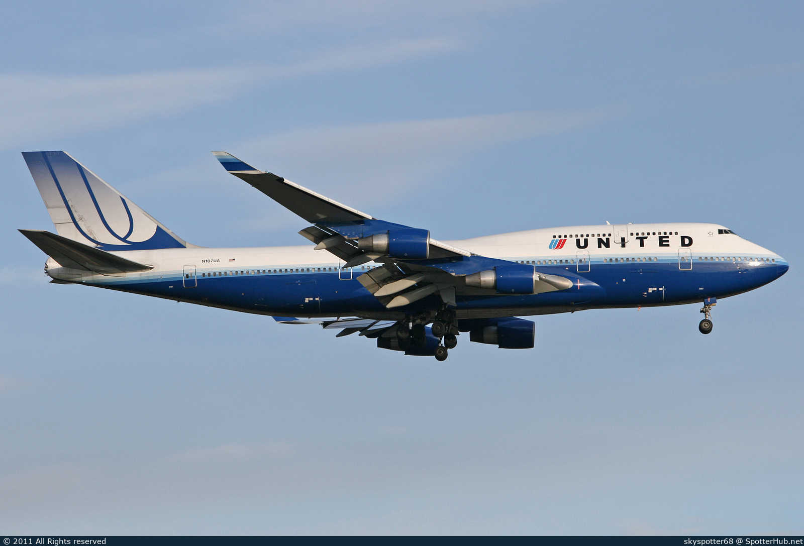 Photo of N107UA - Boeing 747-422 operated by United Airlines