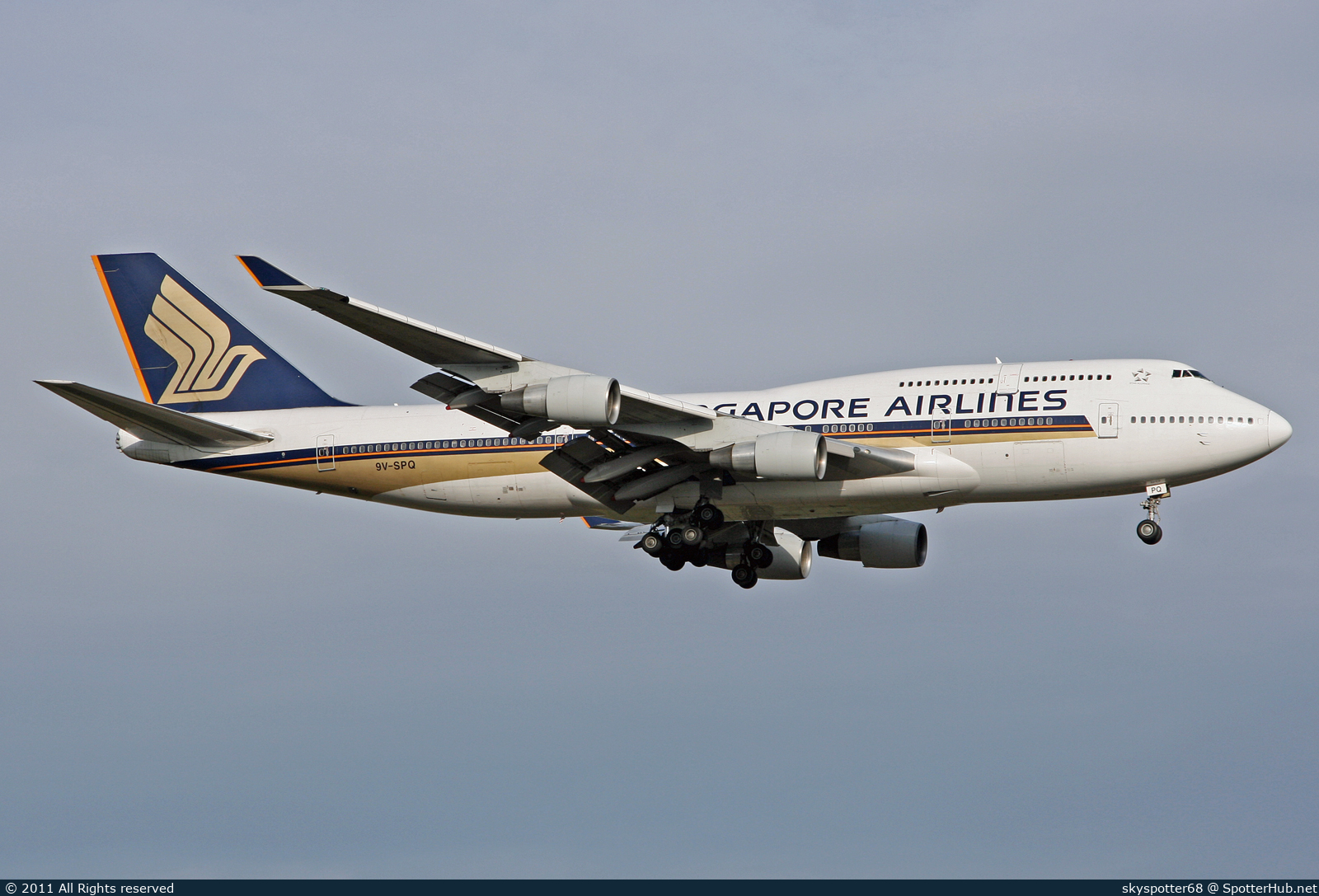 Photo of 9V-SPQ - Boeing 747-412 operated by Singapore Airlines