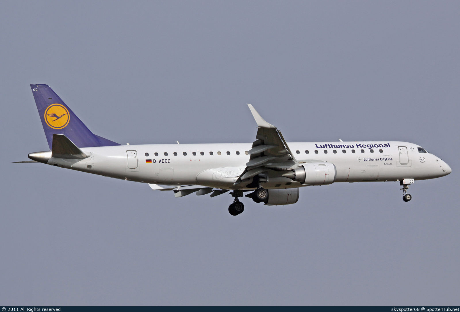 Photo of D-AECD - Embraer ERJ-190LR operated by Lufthansa CityLine