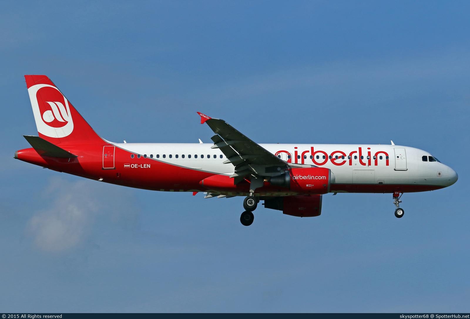 Photo of OE-LEN - Airbus A320-214 operated by Air Berlin (opb Niki)