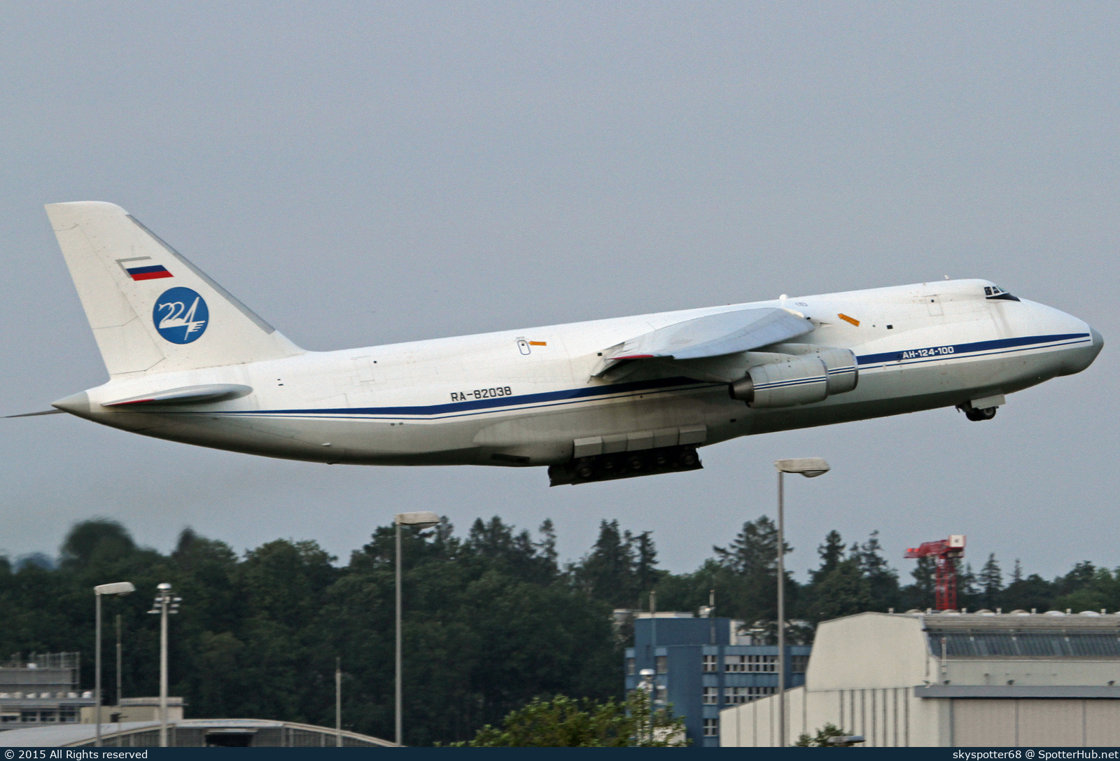 Photo of RA-82038 - Antonov An-124-100 Ruslan operated by Russian Air Force