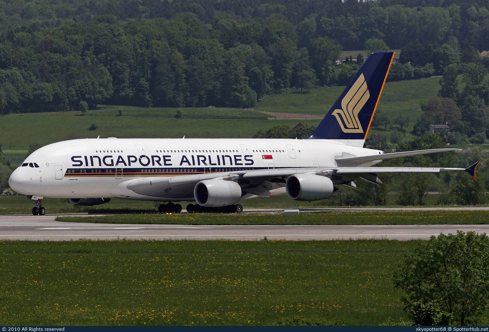 Photo of 9V-SKC - Airbus A380-841 operated by Singapore Airlines