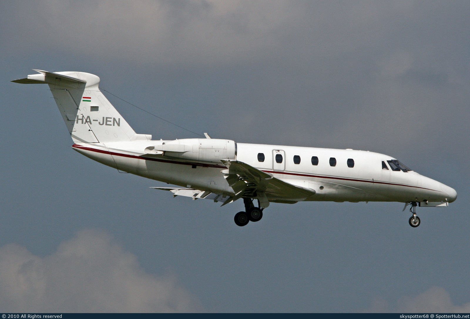 Photo of HA-JEN - Cessna 650 Citation III operated by JetStream Aviation