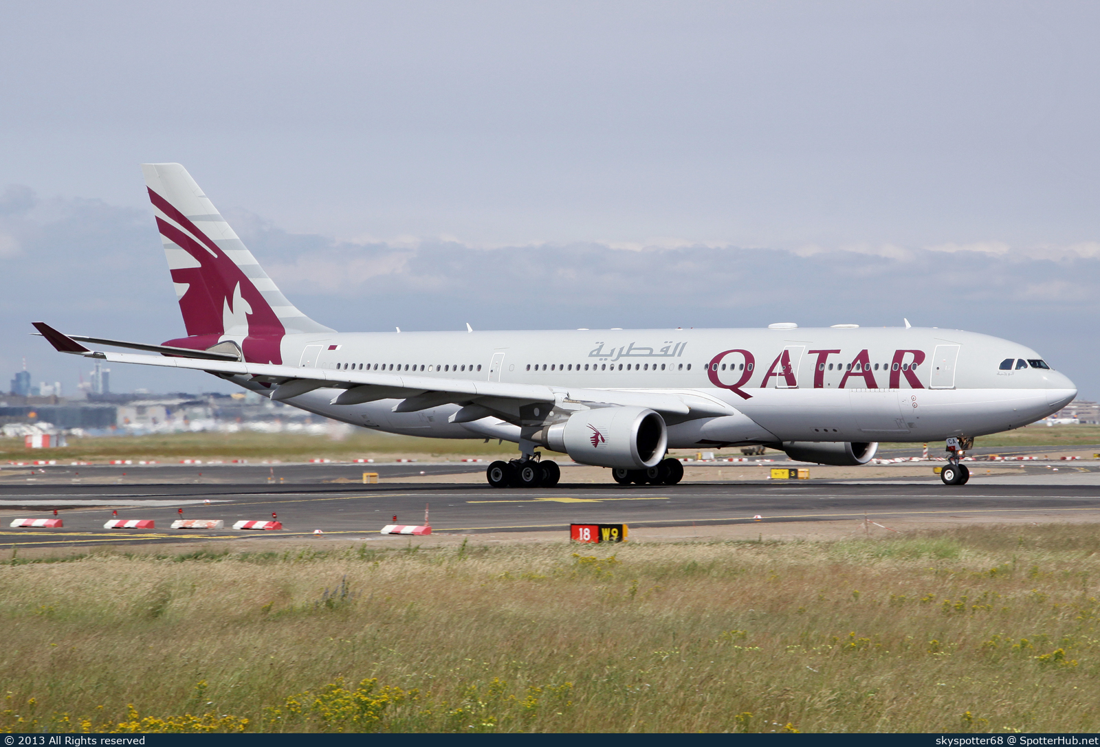 Photo of A7-ACA - Airbus A330-202 operated by Qatar Airways