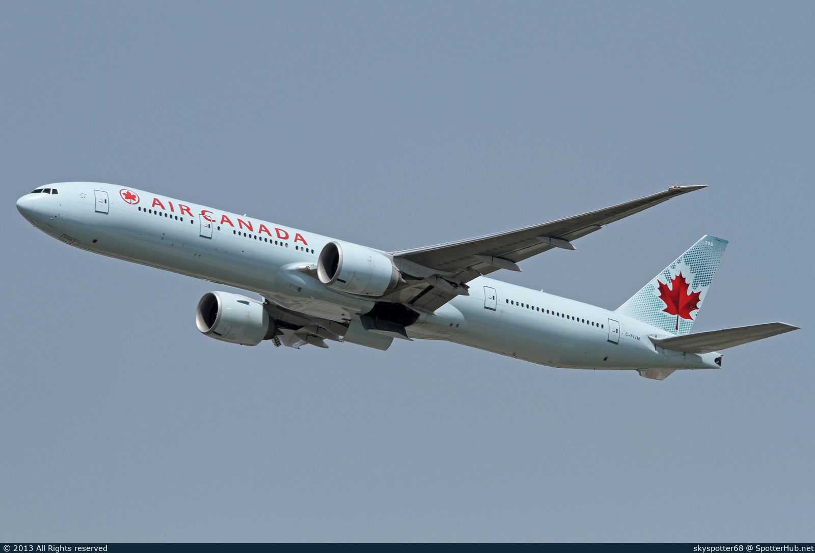 Photo of C-FIVM - Boeing 777-333(ER) operated by Air Canada