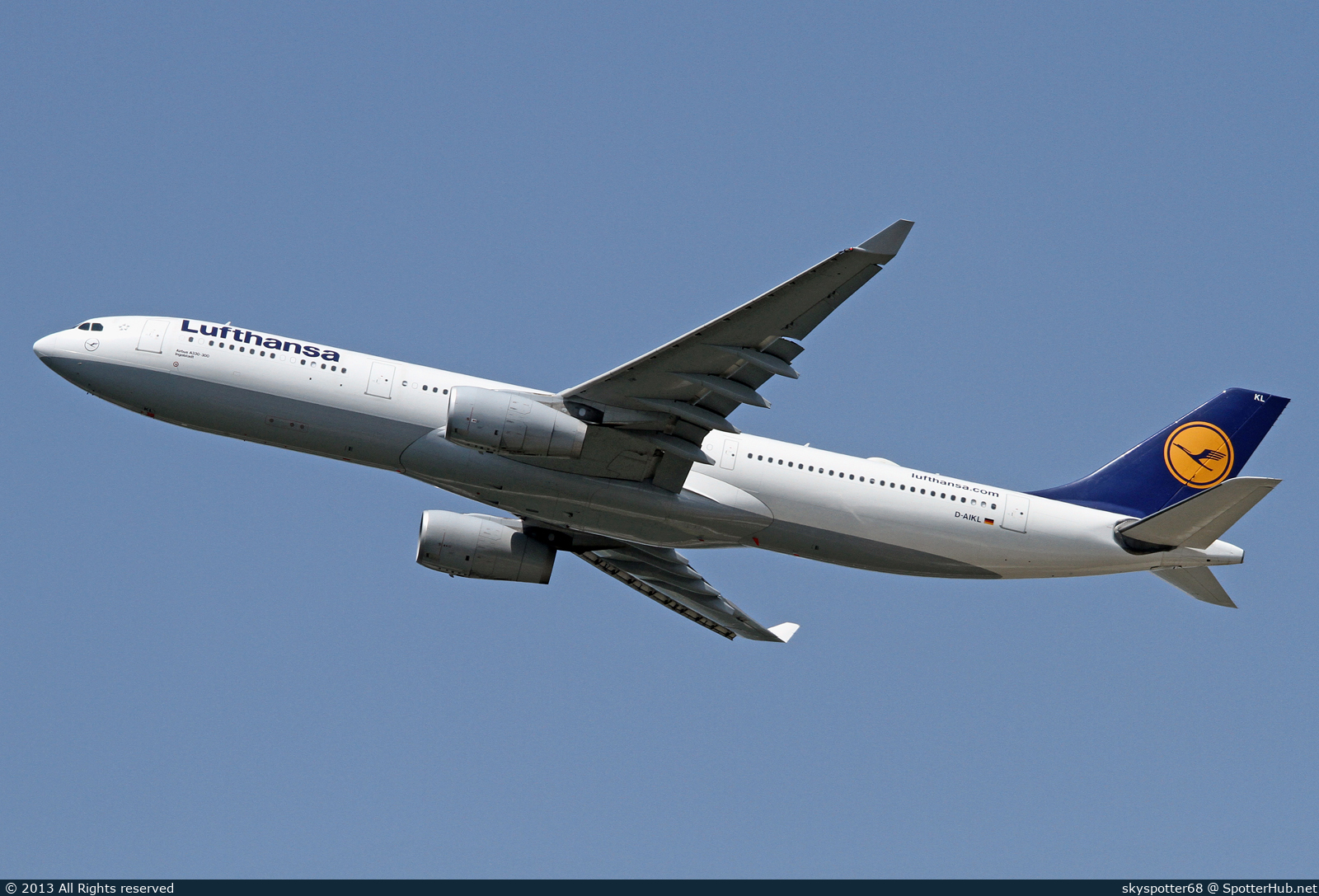 Photo of D-AIKL - Airbus A330-343 operated by Lufthansa