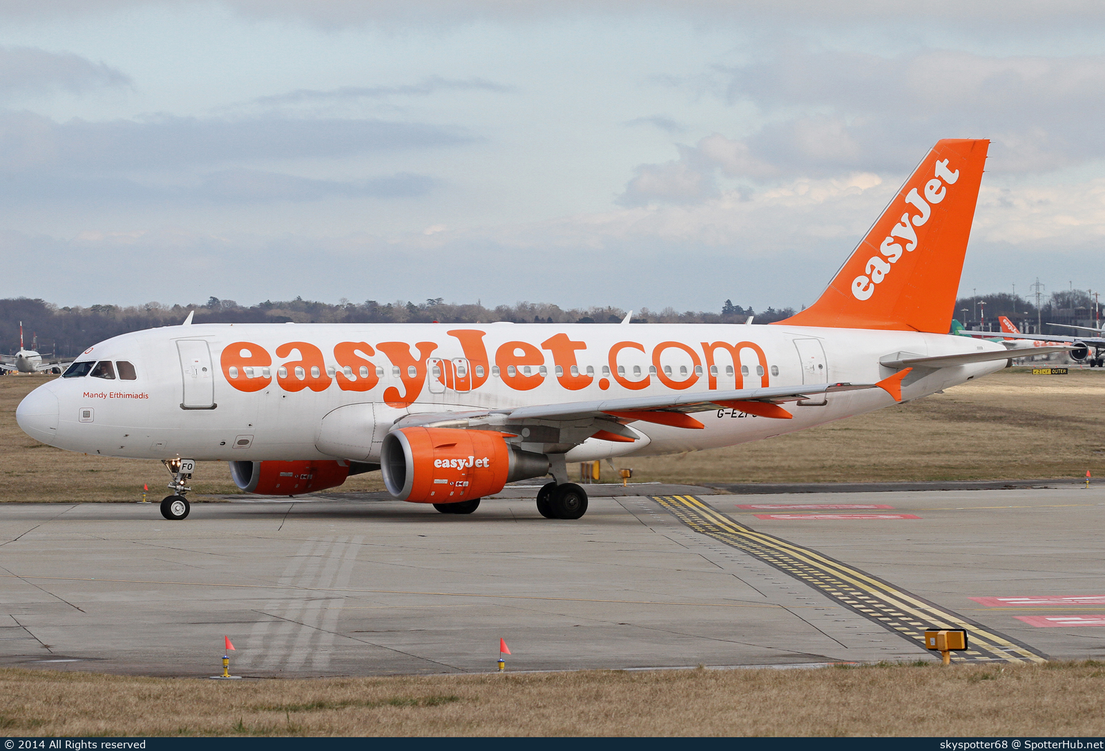 Photo of G-EZFO - Airbus A319-111 operated by easyJet