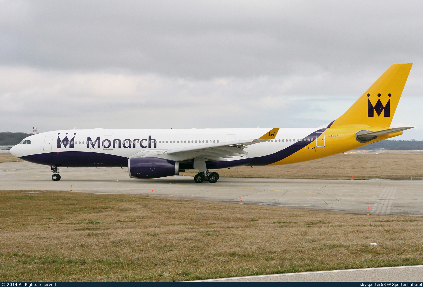 Photo of G-EOMA - Airbus A330-243 operated by Monarch Airlines