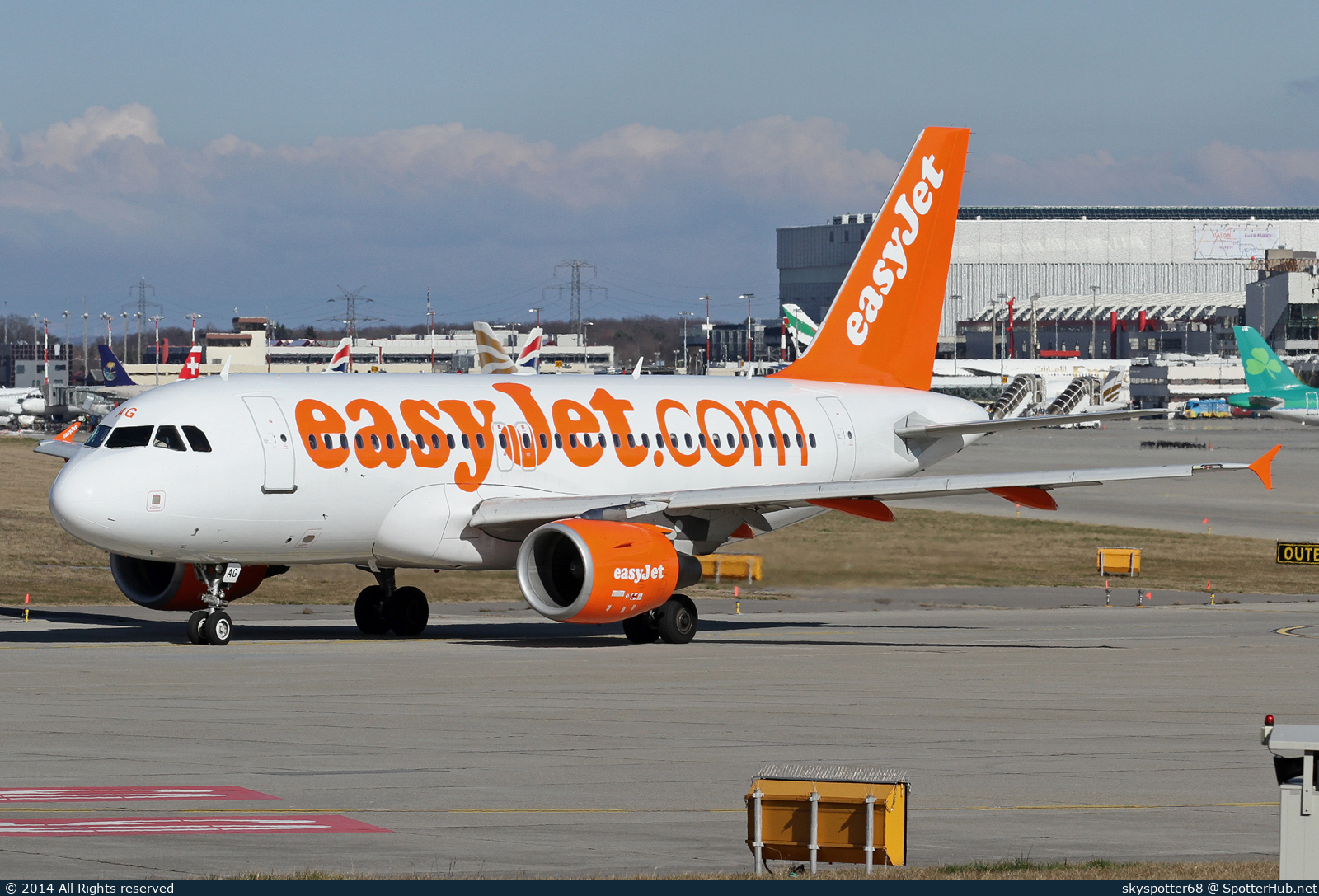 Photo of G-EZAG - Airbus A319-111 operated by easyJet