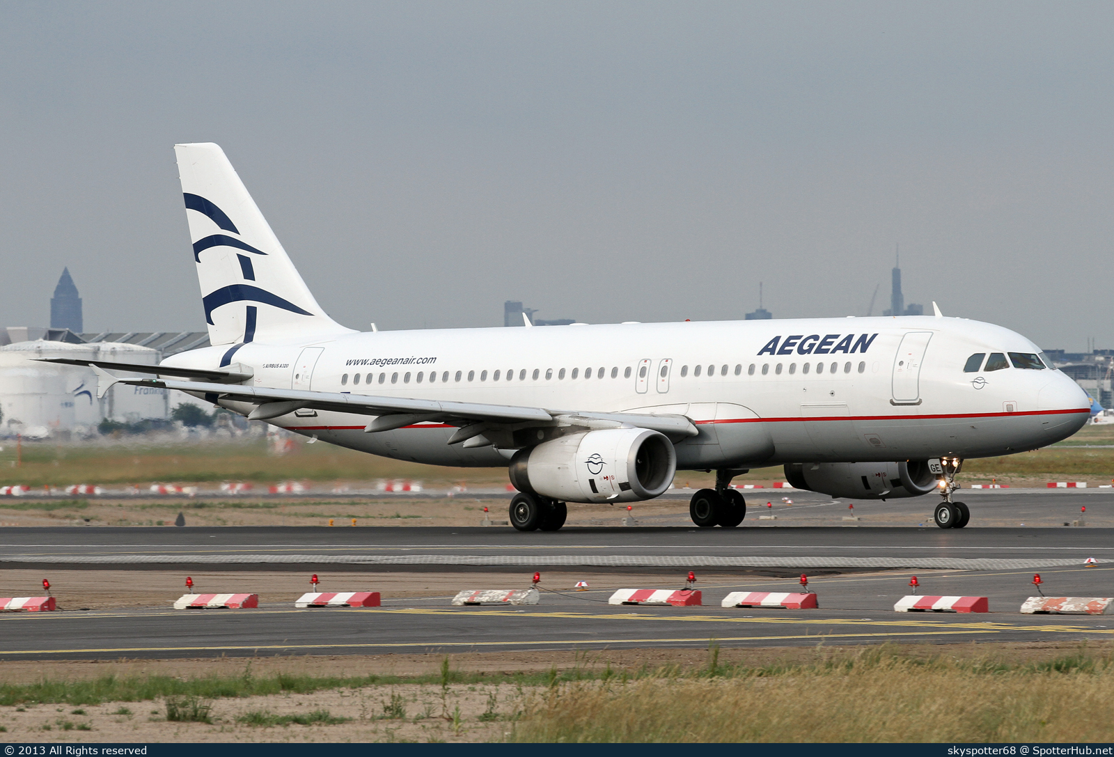 Photo of SX-DGE - Airbus A320-232 operated by Aegean Airlines