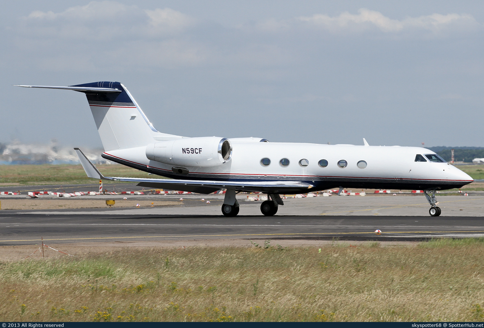 Photo of N59CF - Gulfstream GIV-X (G450) operated by Private
