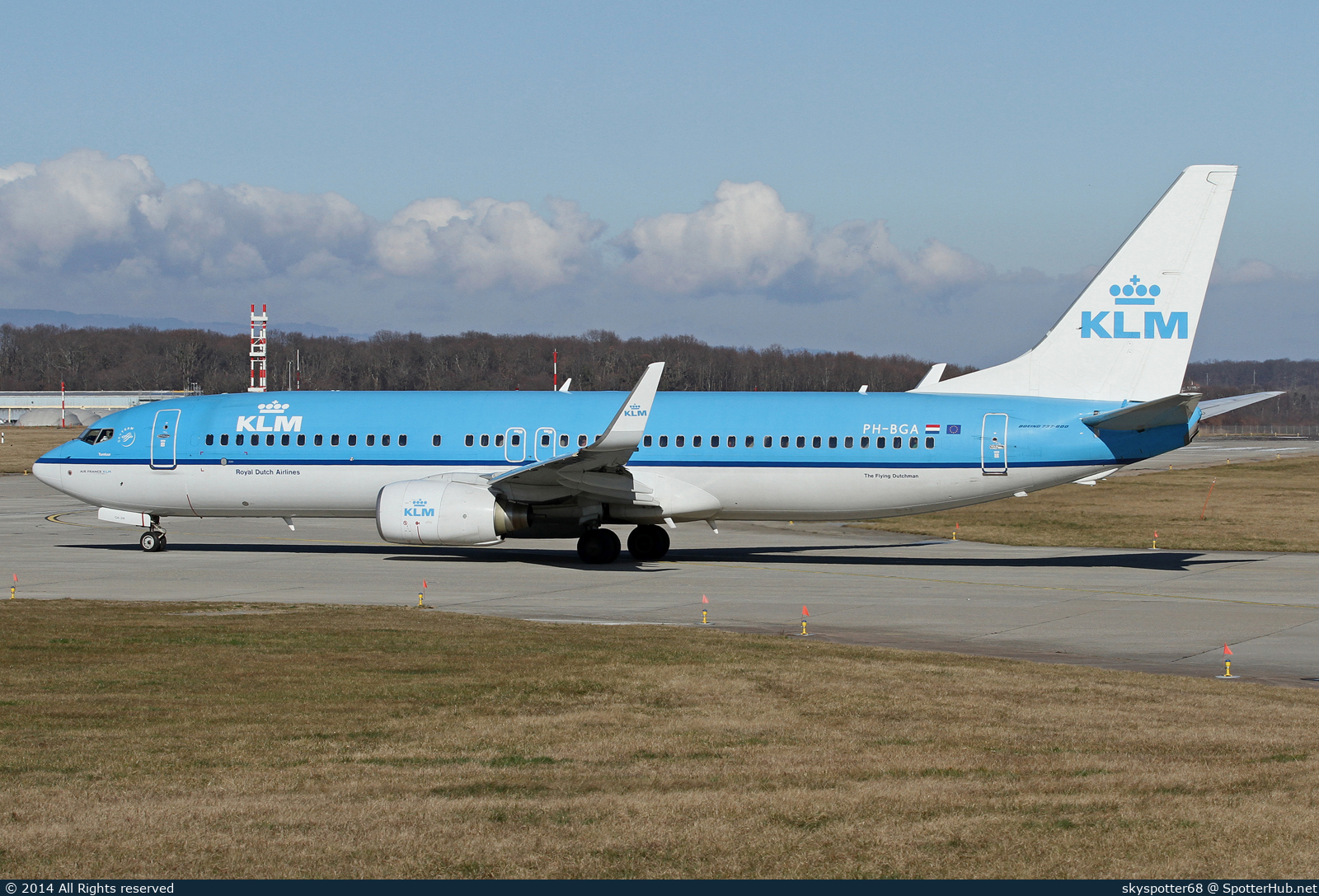 Photo of PH-BGA - Boeing 737-8K2 operated by KLM Royal Dutch Airlines