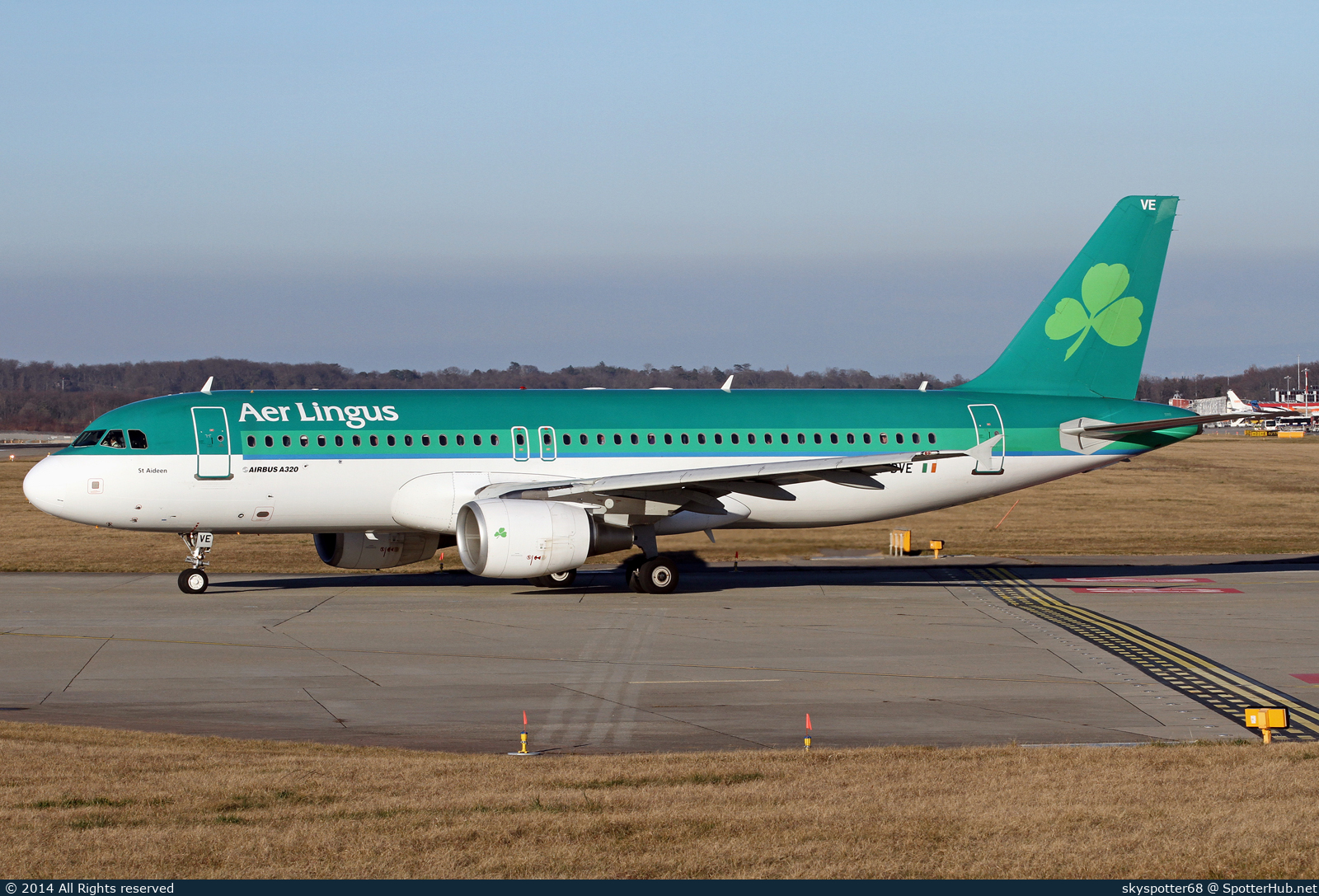 Photo of EI-DVE - Airbus A320-214 operated by Aer Lingus
