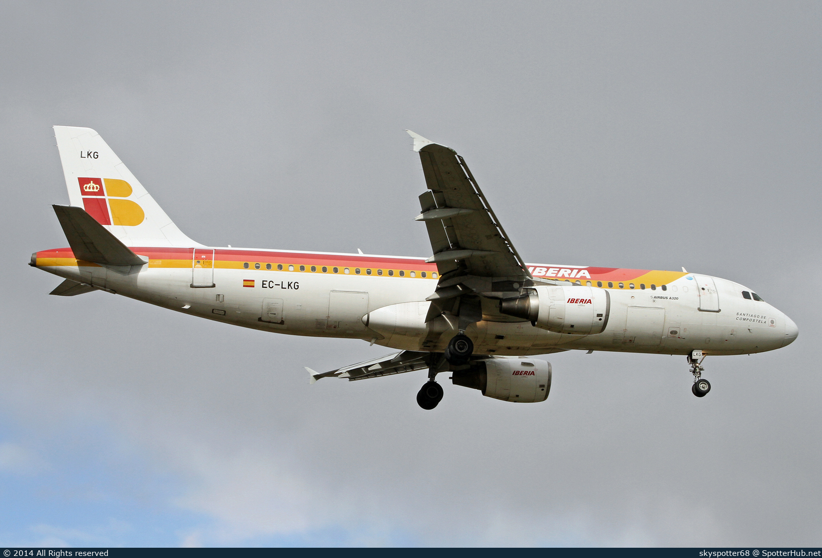 Photo of EC-LKG - Airbus A320-214 operated by Iberia