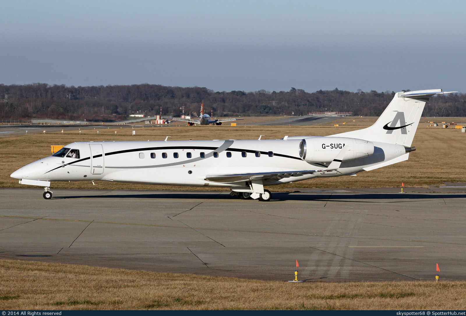 Photo of G-SUGA - Embraer Legacy 650 operated by Air Charter Scotland