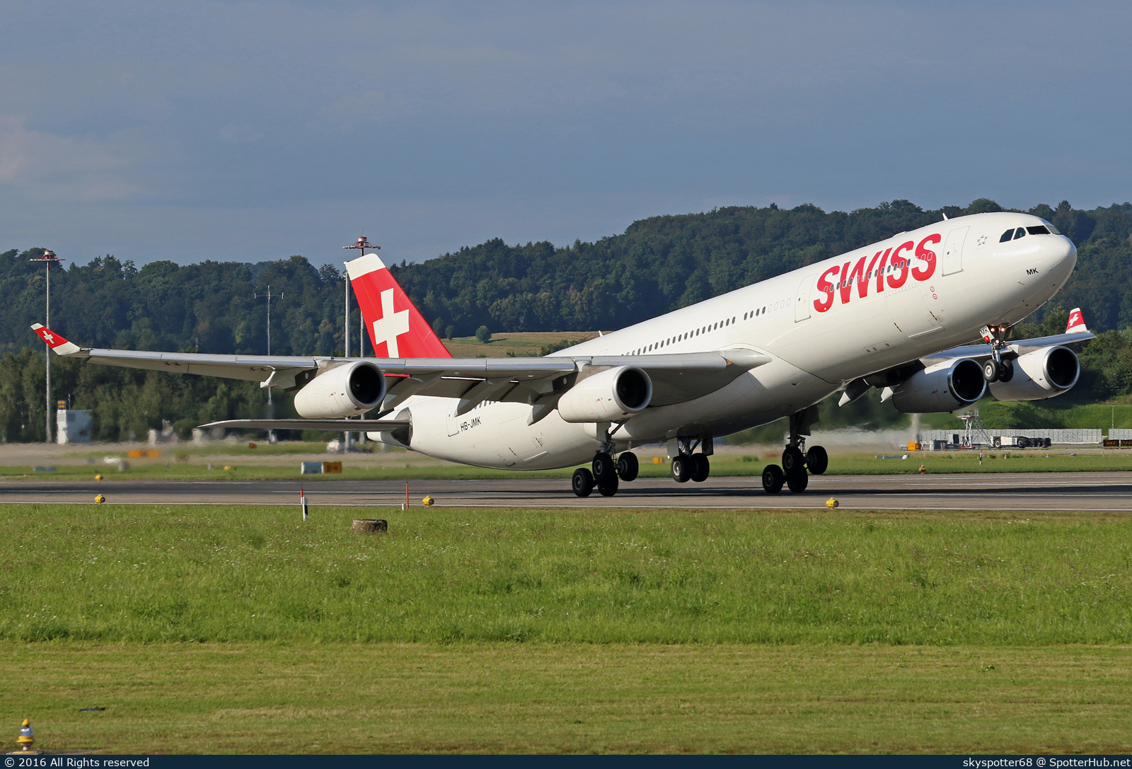 Photo of HB-JMK - Airbus A340-313 operated by Swiss International Air Lines