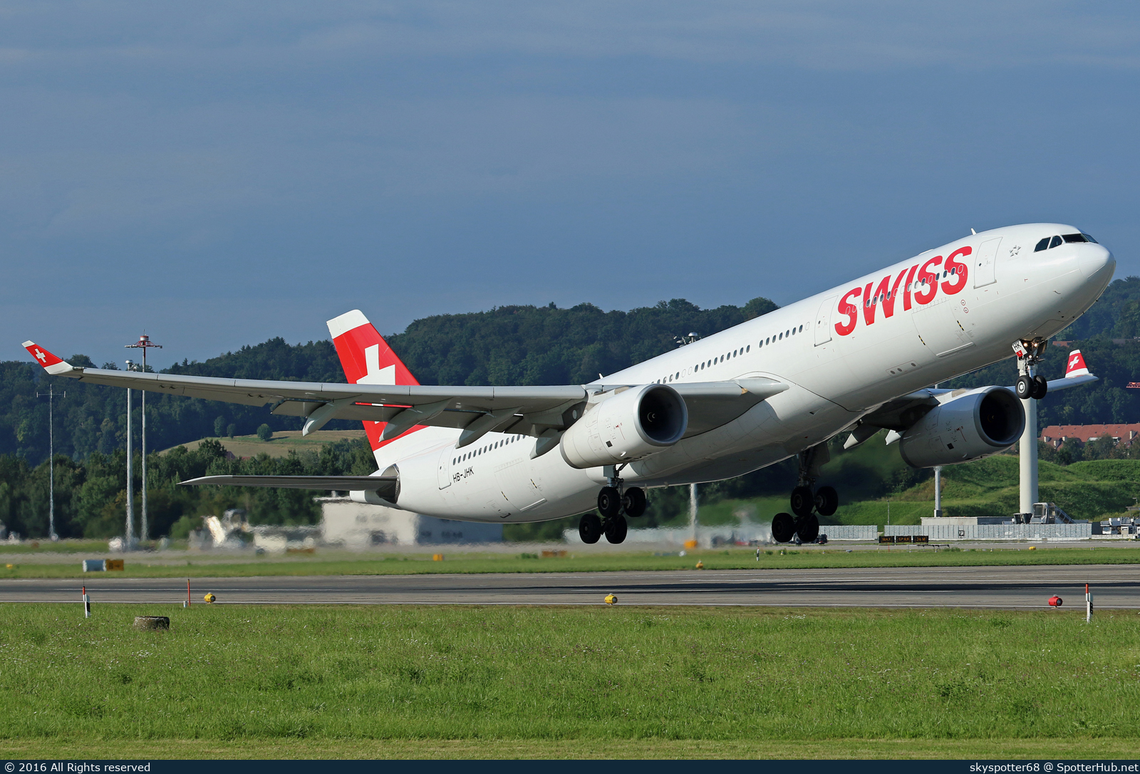 Photo of HB-JHK - Airbus A330-343 operated by Swiss International Air Lines