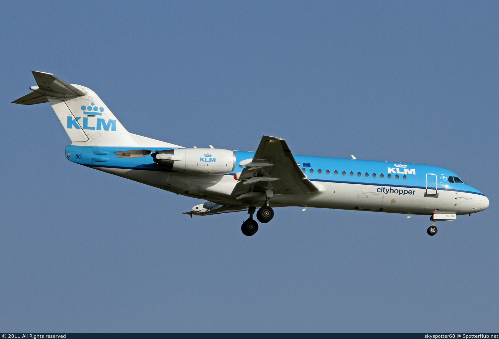 Photo of PH-KZM - Fokker 70 operated by KLM Cityhopper