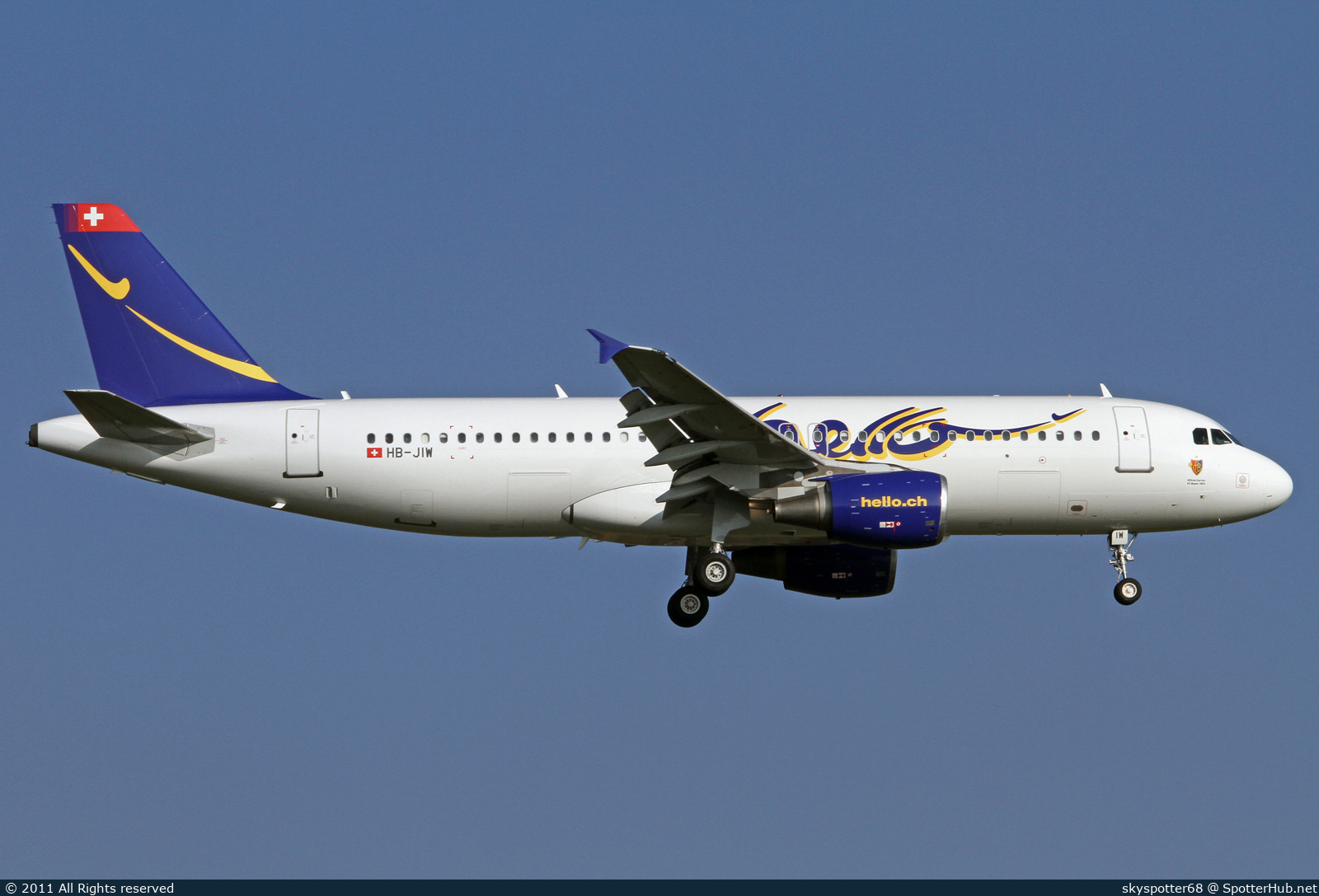 Photo of HB-JIW - Airbus A320-214 operated by Hello