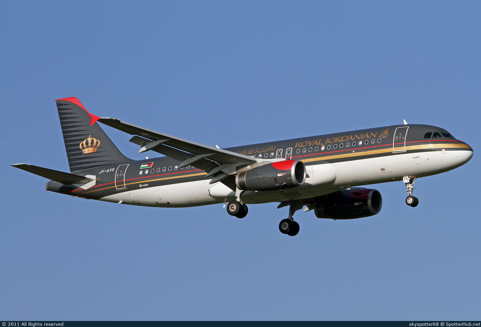 Photo of JY-AYS - Airbus A320-232 operated by Royal Jordanian Airlines