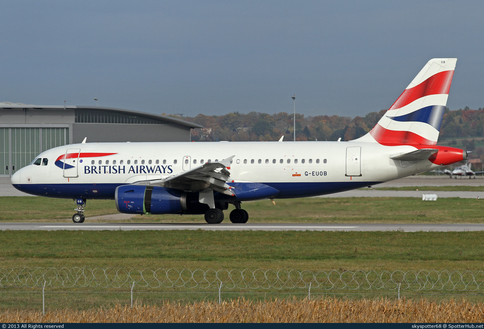 Photo of G-EUOB - Airbus A319-131 operated by British Airways
