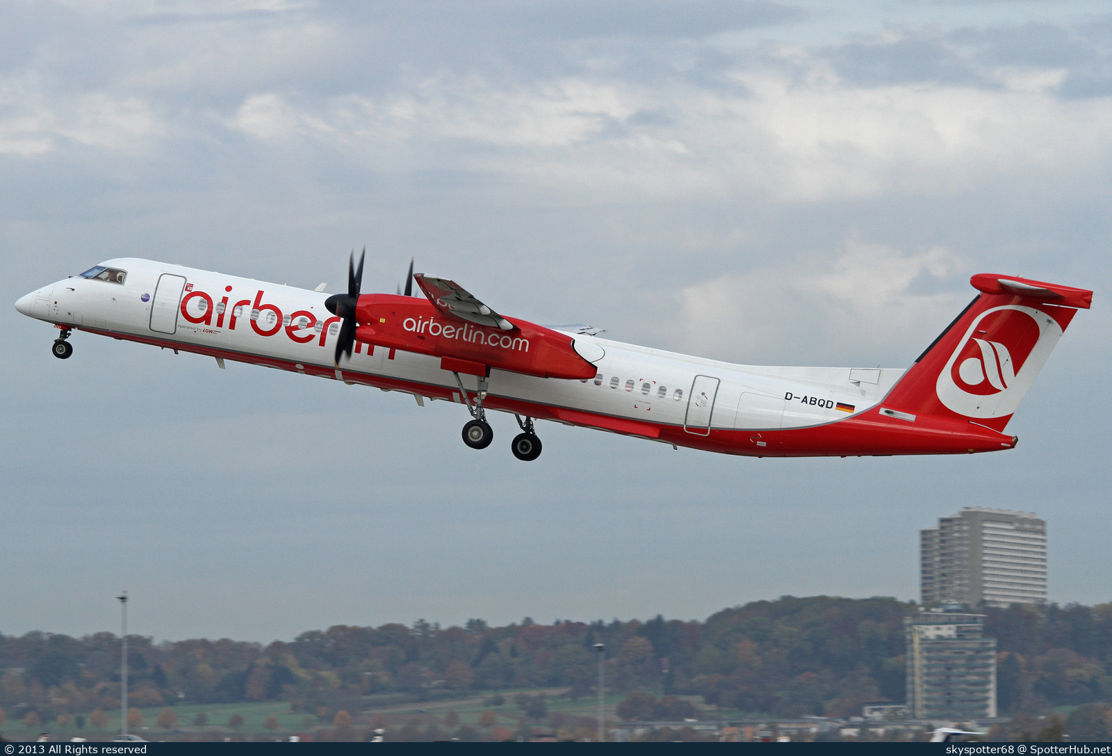 Photo of D-ABQD - Bombardier DHC-8-402 Dash 8 Q400 operated by Air Berlin (opb LGW Luftfahrtgesellschaft Walter)