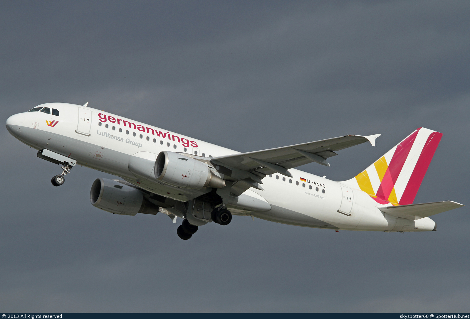Photo of D-AKNQ - Airbus A319-112 operated by Germanwings