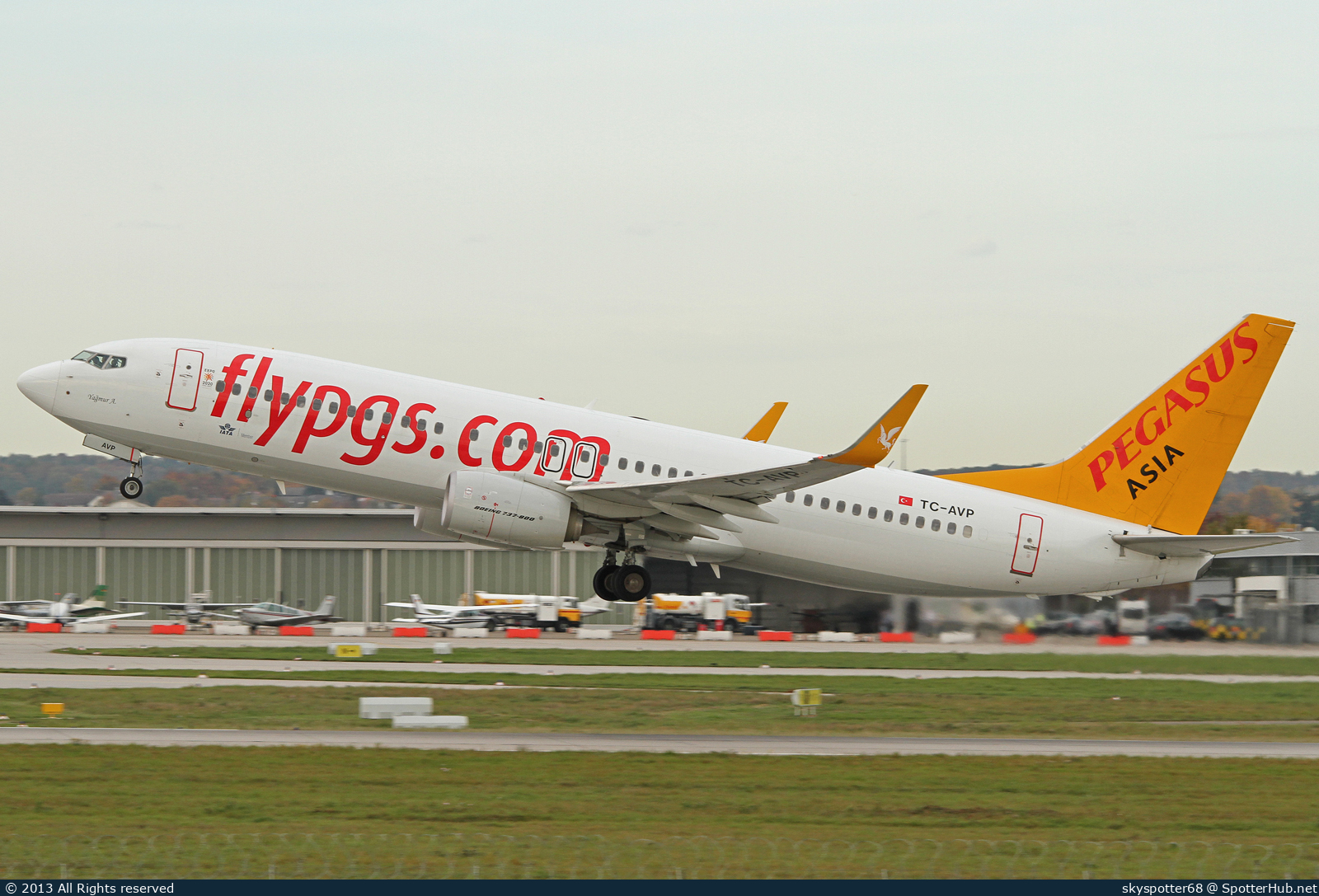 Photo of TC-AVP - Boeing 737-82R operated by Pegasus Asia