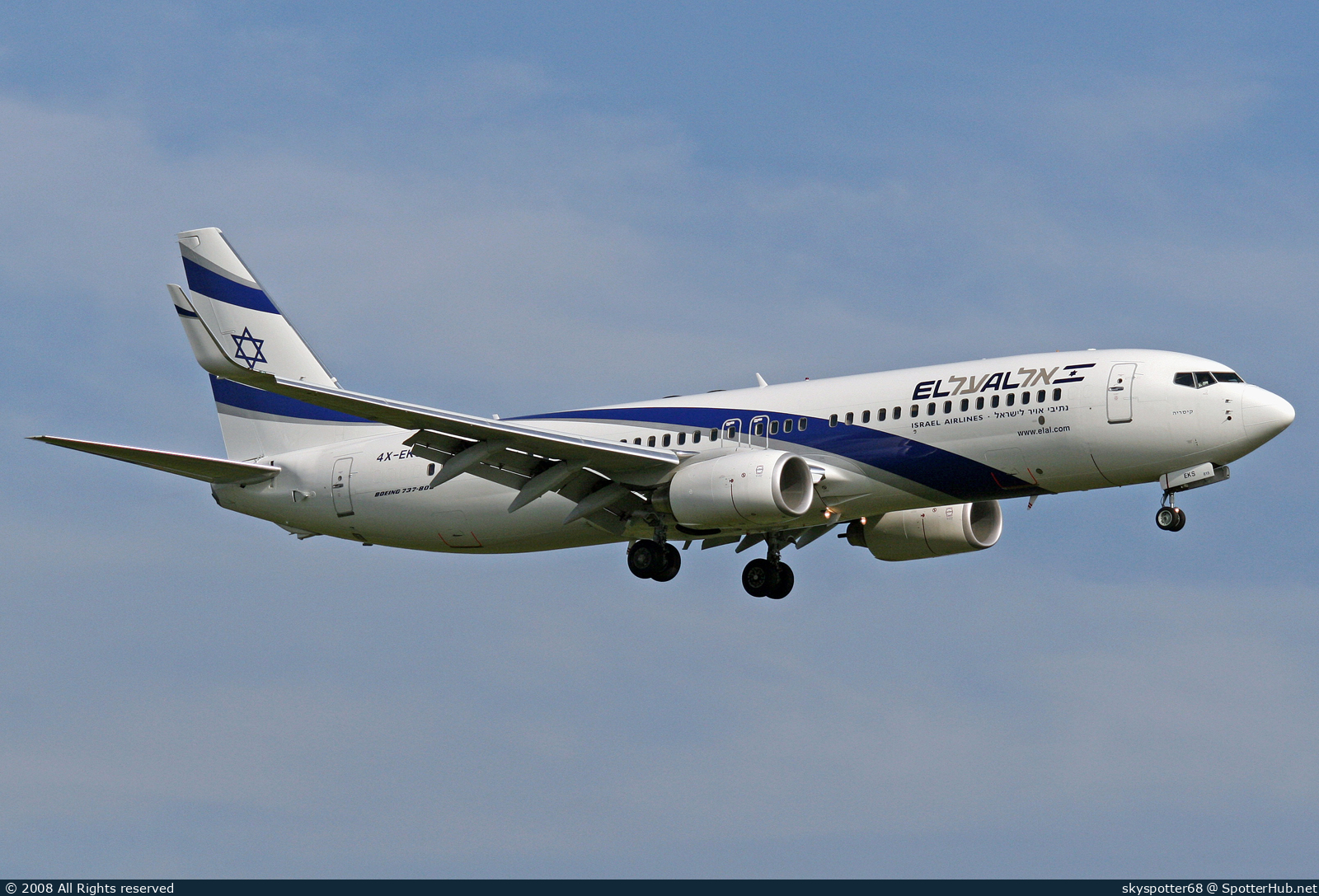 Photo of 4X-EKS - Boeing 737-8HX operated by El Al Israel Airlines