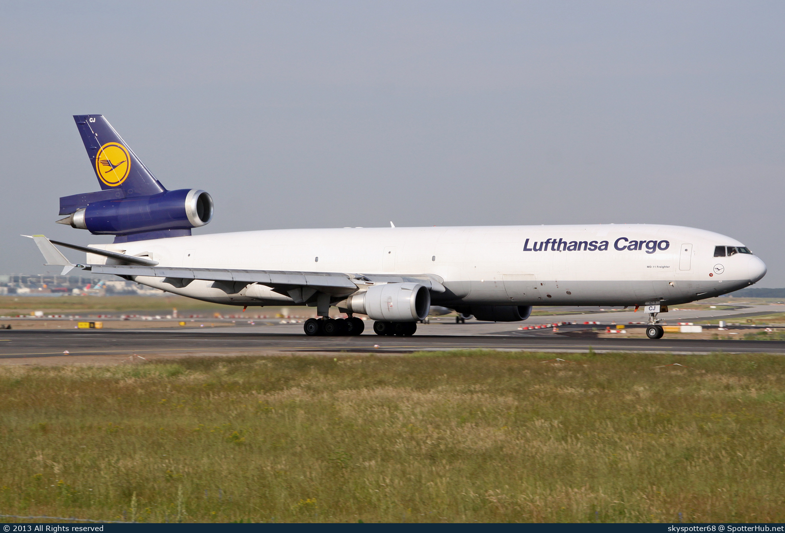 Photo of D-ALCJ - McDonnell Douglas MD-11(F) operated by Lufthansa Cargo