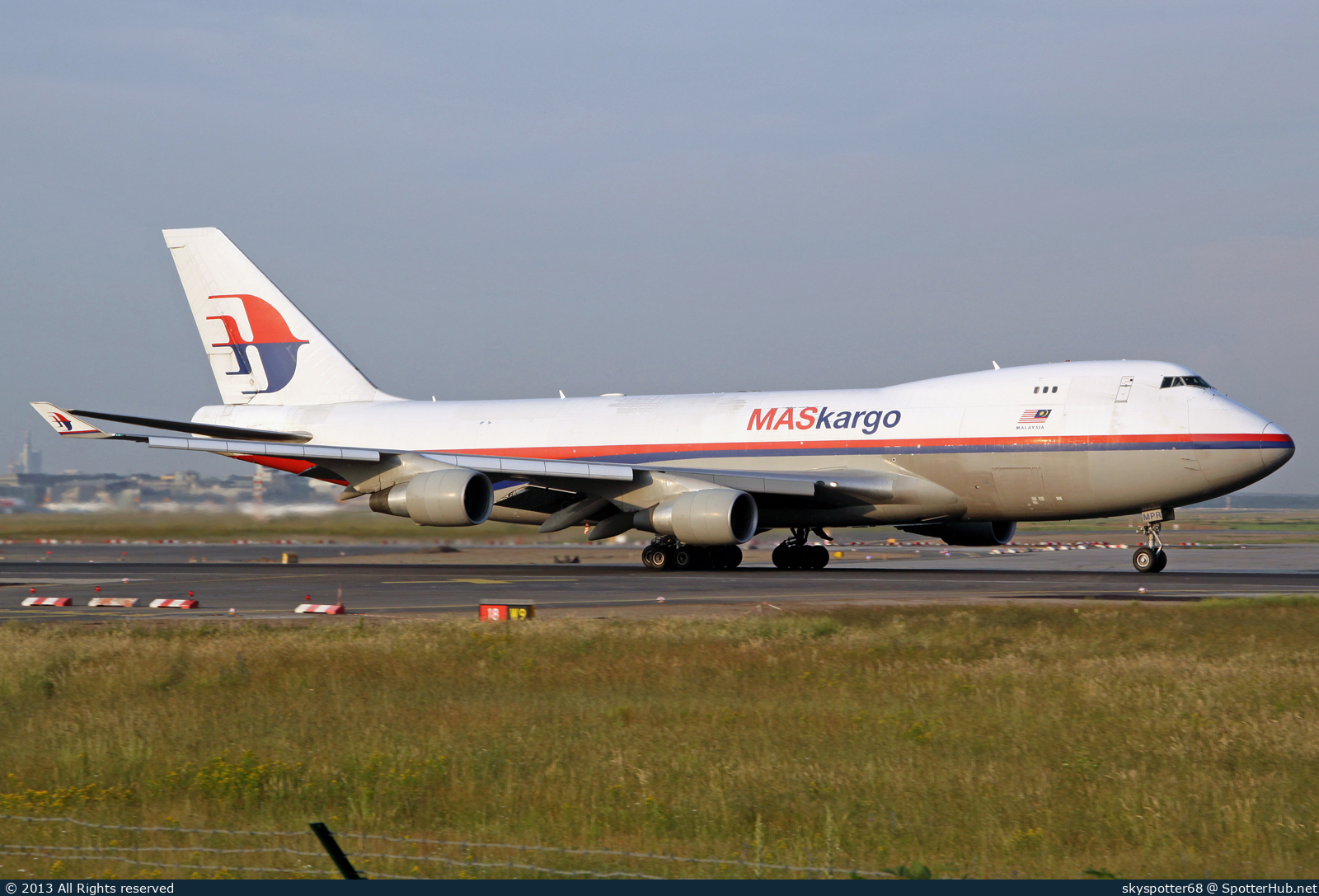 Photo of 9M-MPR - Boeing 747-4H6F operated by MASkargo