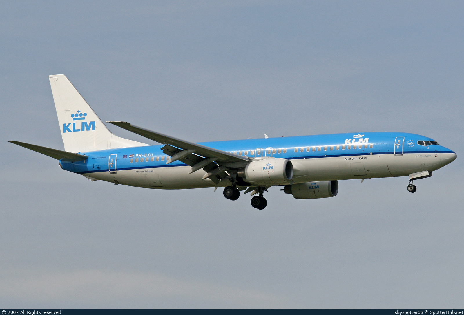 Photo of PH-BXU - Boeing 737-8BK operated by KLM Royal Dutch Airlines