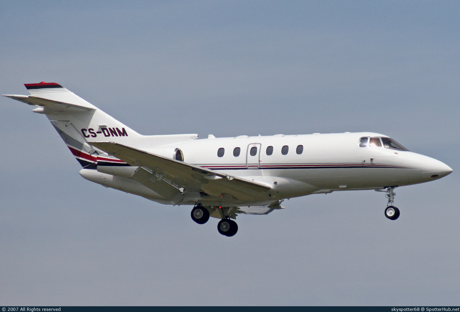 Photo of CS-DNM - Hawker Beechcraft 800XP operated by NetJets Europe