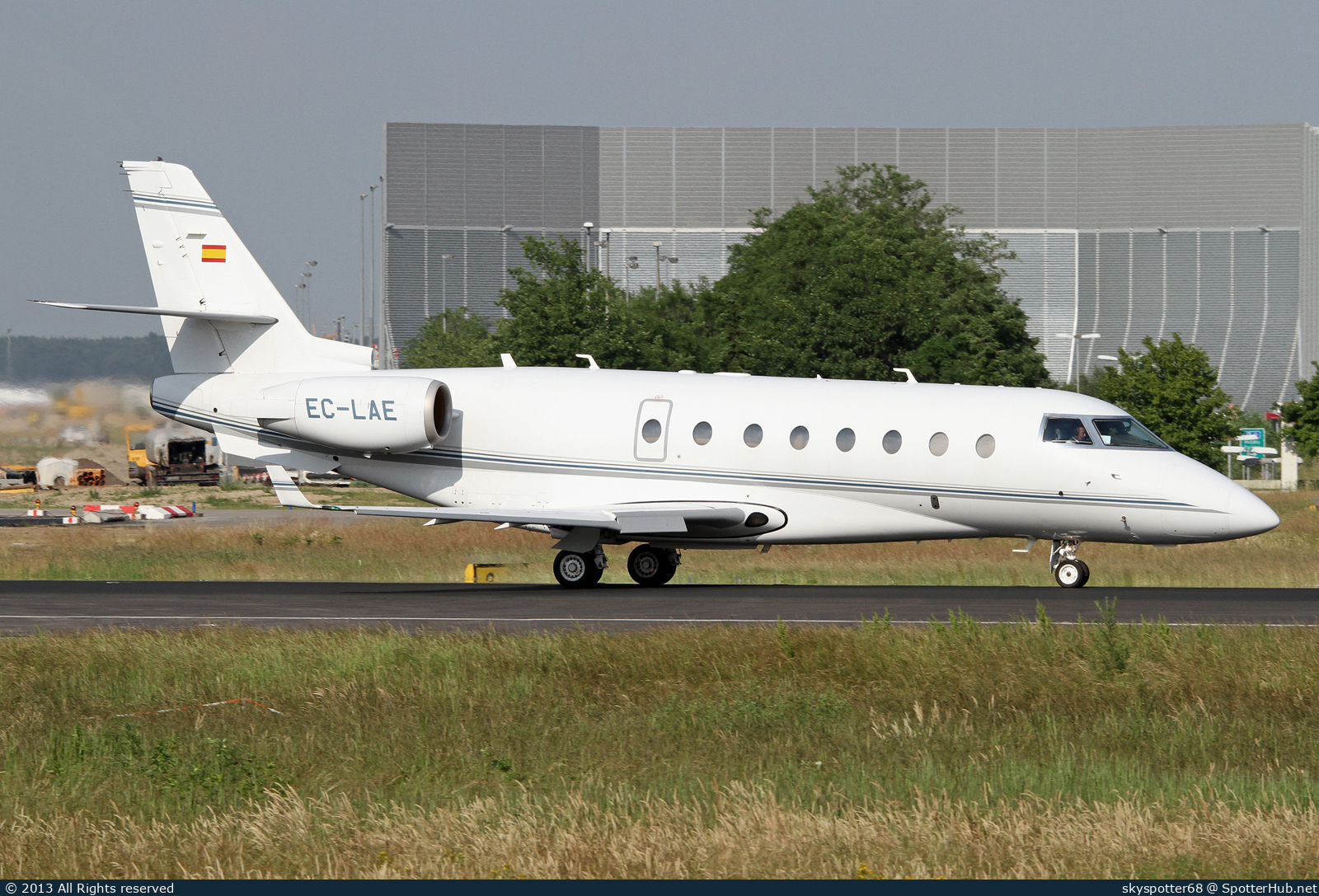 Photo of EC-LAE - Gulfstream G200 operated by Executive Airlines