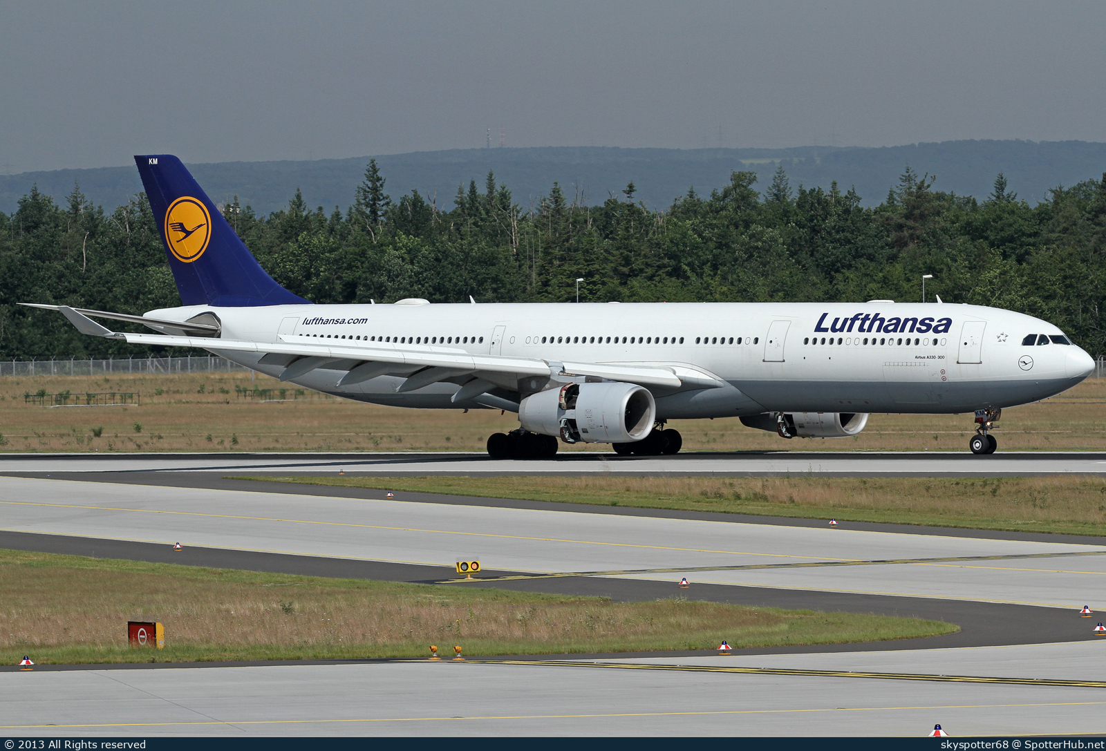 Photo of D-AIKM - Airbus A330-343 operated by Lufthansa