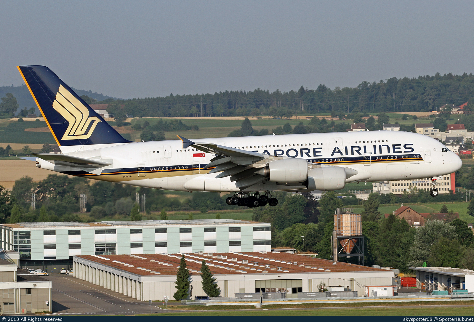 Photo of 9V-SKP - Airbus A380-841 operated by Singapore Airlines