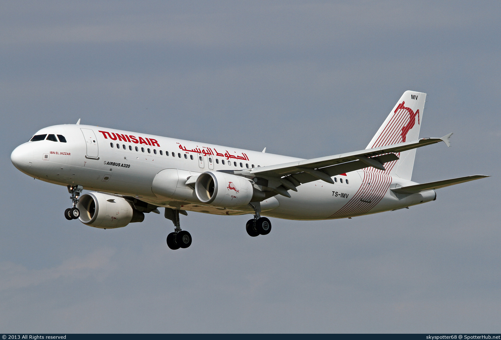Photo of TS-IMV - Airbus A320-214 operated by Tunisair