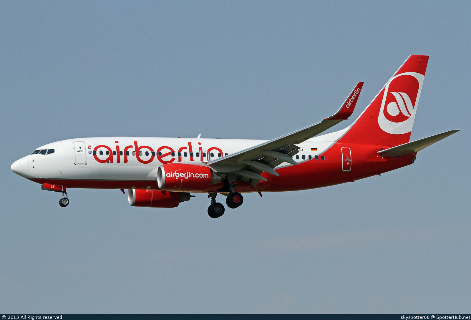 Photo of D-ABLF - Boeing 737-76J operated by Air Berlin