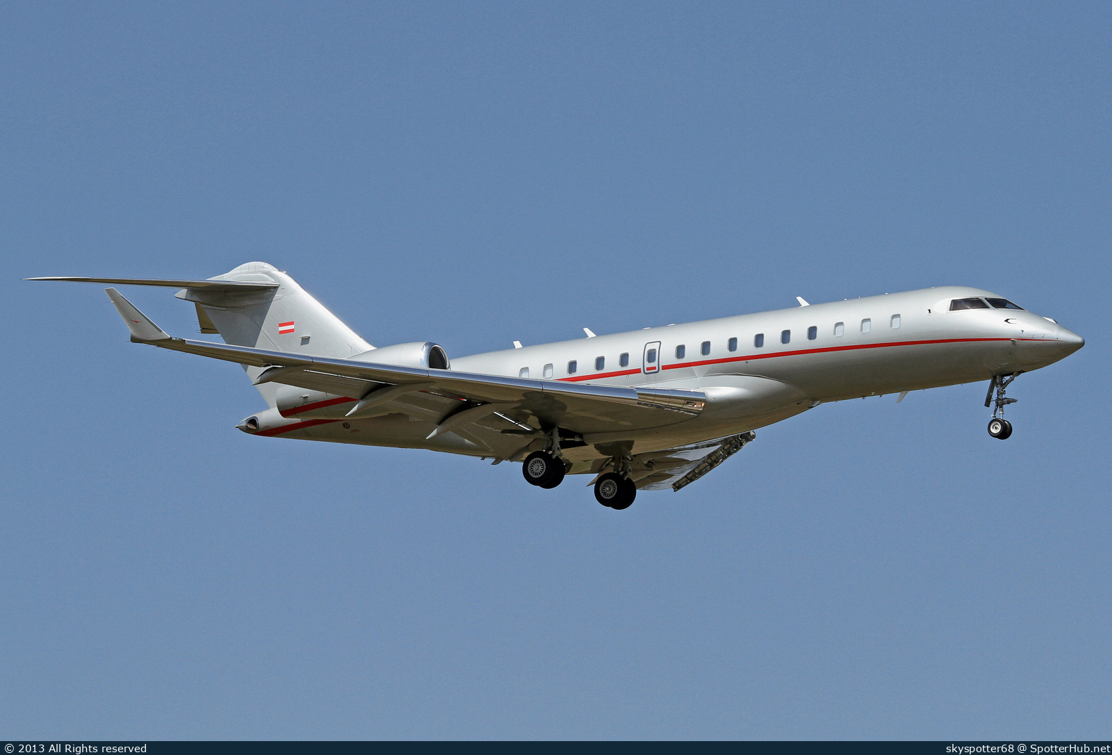Photo of OE-LXR - Bombardier Global Express XRS operated by VistaJet