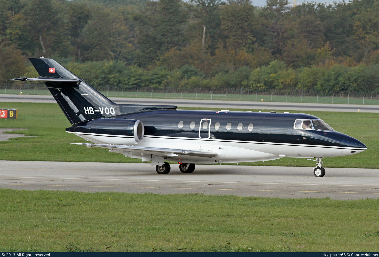 Photo of HB-VOO - British Aerospace 125-1000A operated by Sonnig SA