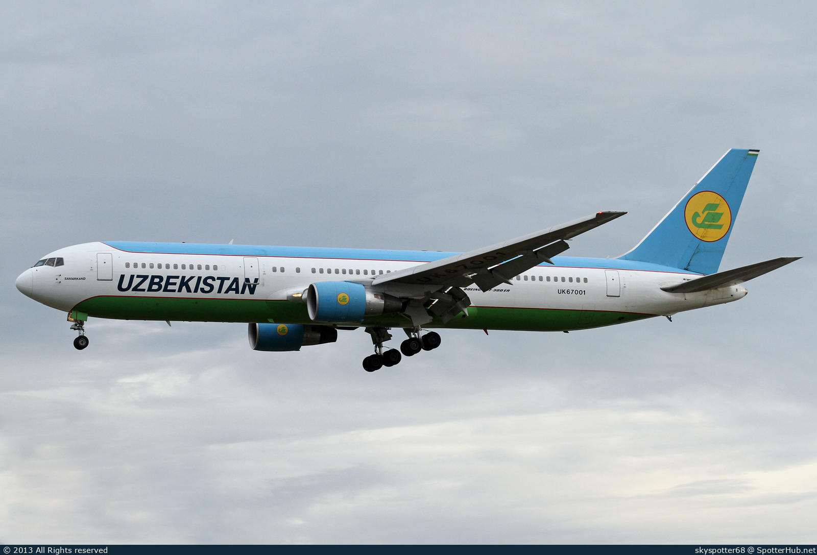Photo of UK67001 - Boeing 767-33P(ER) operated by Uzbekistan Airways