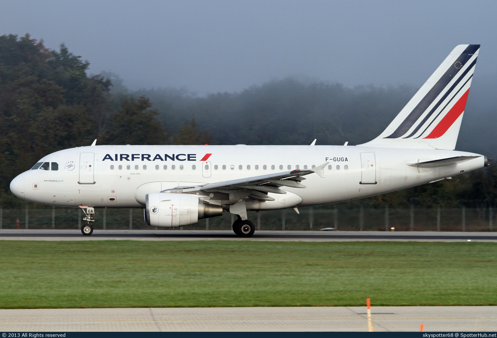 Photo of F-GUGA - Airbus A318-111 operated by Air France
