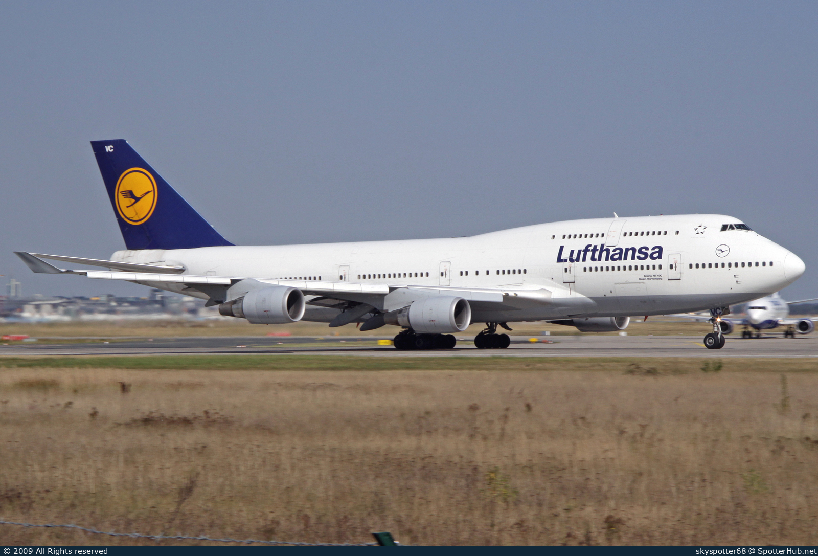 Photo of D-ABVC - Boeing 747-430 operated by Lufthansa