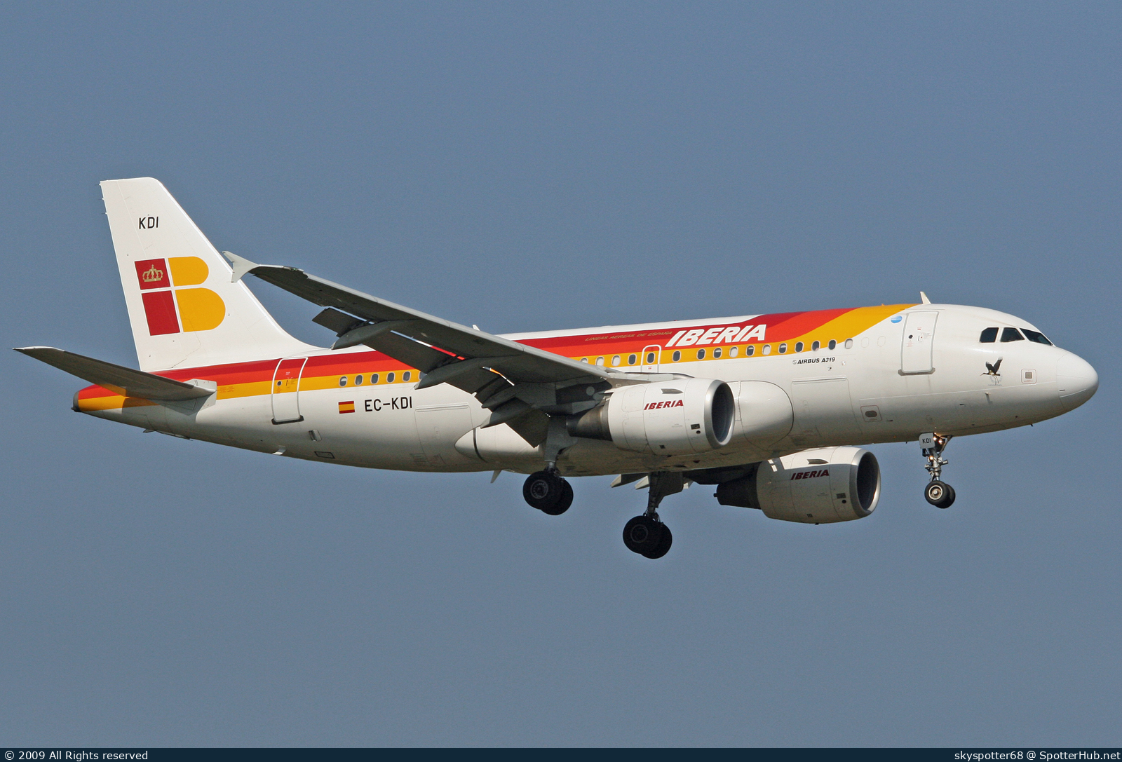 Photo of EC-KDI - Airbus A319-111 operated by Iberia