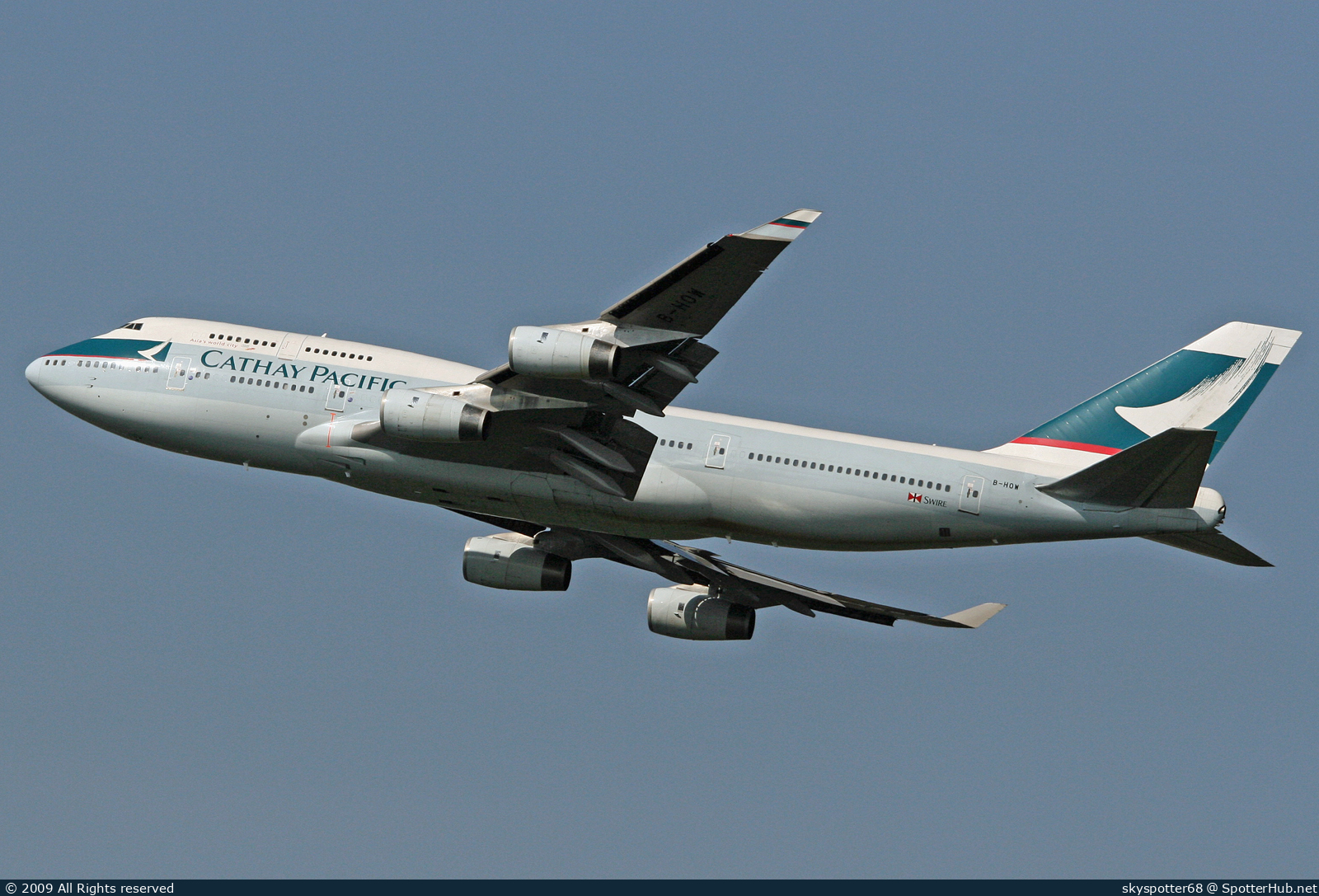 Photo of B-HOW - Boeing 747-467 operated by Cathay Pacific Airways