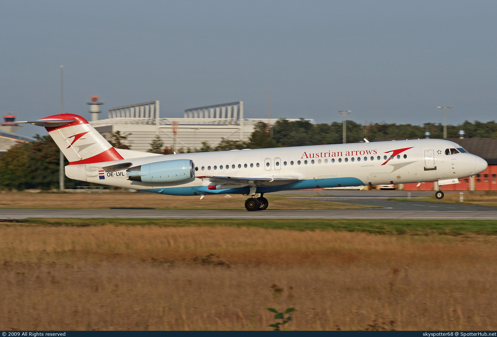 Photo of OE-LVL - Fokker 100 operated by Austrian Arrows (opb Tyrolean Airways)